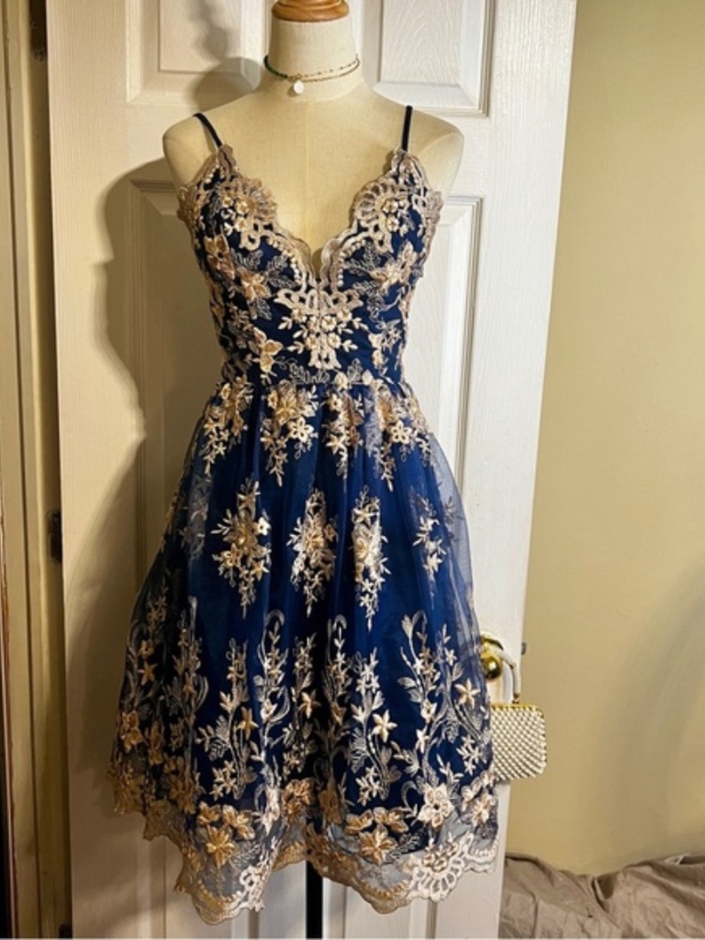 Chi Chi London Wms Navy cream Floral Embroidered Fit&Flare Tulle Party Dress 2